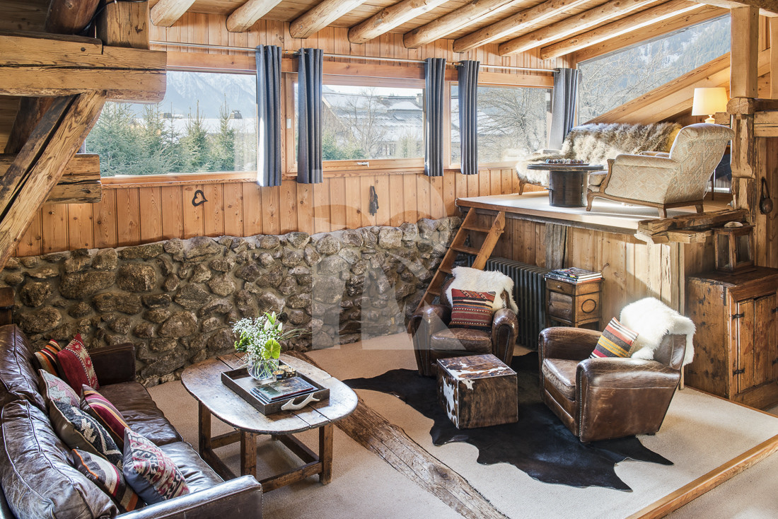 villa in Chamonix : Rent one of the oldest chalet of Chamonix located in the Village of 'les Bois' - Photo 8