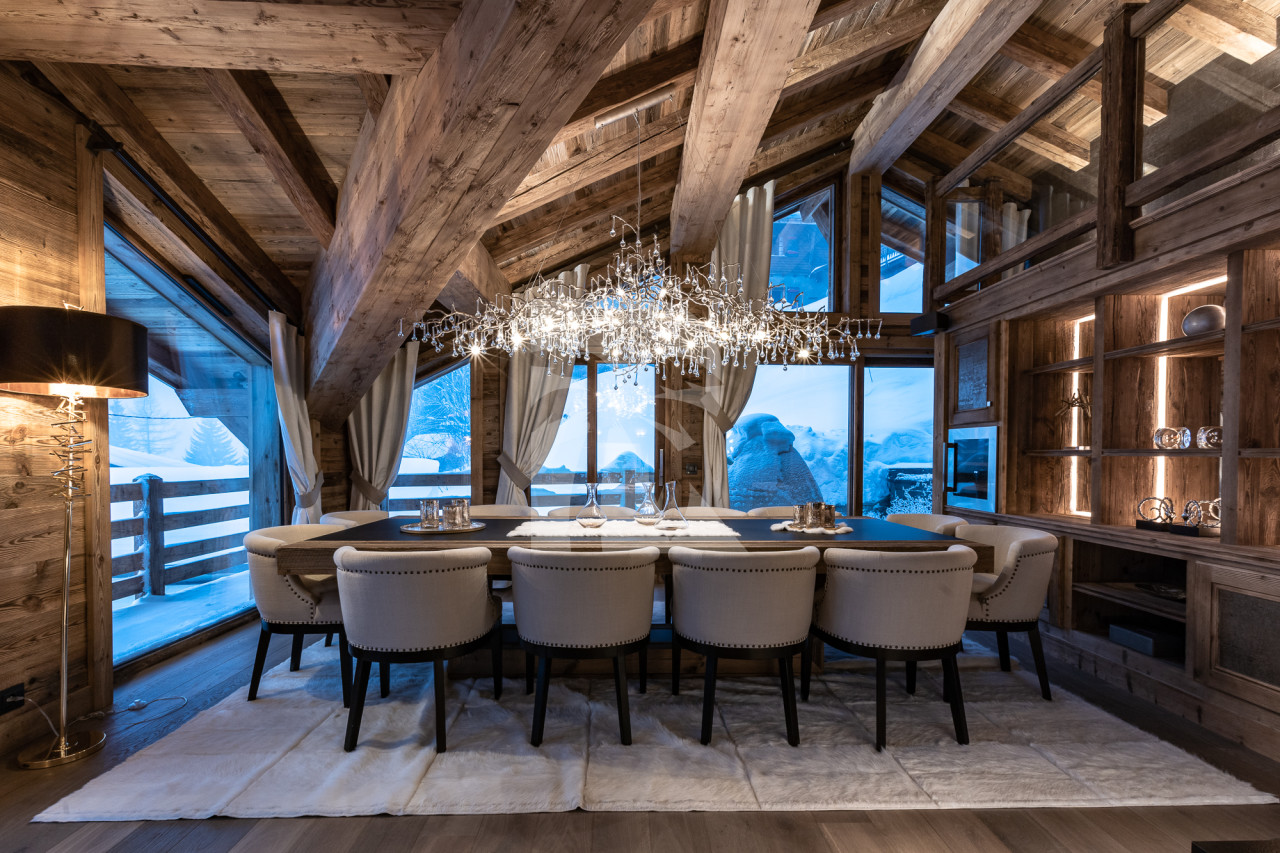 villa in Chamonix : Rent this luxurious chalet with indoor swimming pool with a high level of comfort. - Photo 2