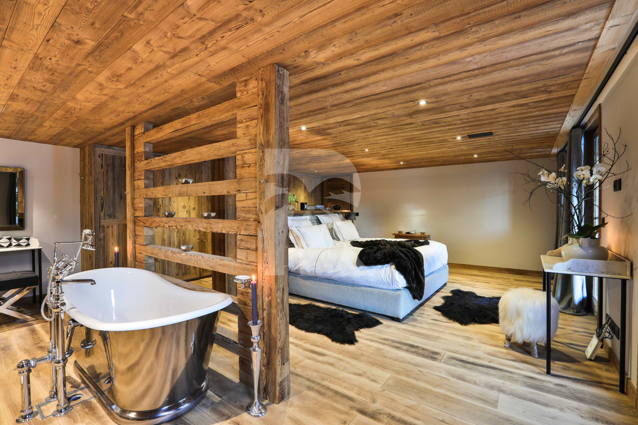 villa in Chamonix : Rent this chalet perfect for large group of 22 guests in Les Tines. - Photo 3