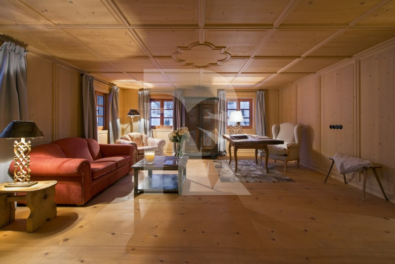 villa in Lech : Rent enchanting chalet with spa, sine cellar and cinema room in Lech, Austria - Photo 5
