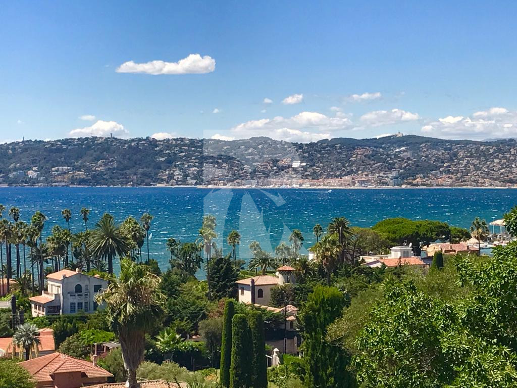 villa in Cap d'Antibes : Rent this brand new modern villa with a sea view on the Cap d'Antibes. - Photo 0