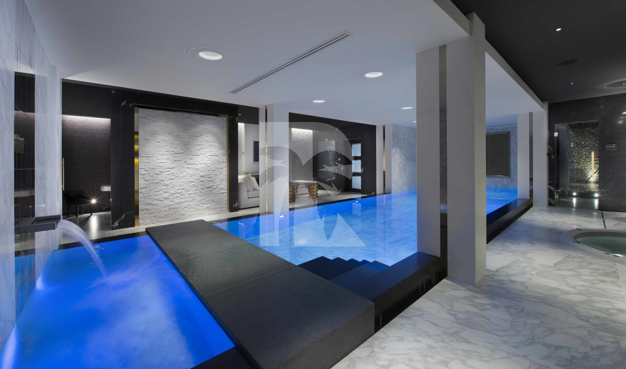 villa in Courchevel : Rent this luxurious 6 bedrooms chalet in Nogentil area, ski in/ ski out. - Photo 12