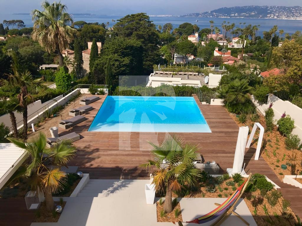 villa in Cap d'Antibes : Rent this brand new modern villa with a sea view on the Cap d'Antibes. - Photo 8