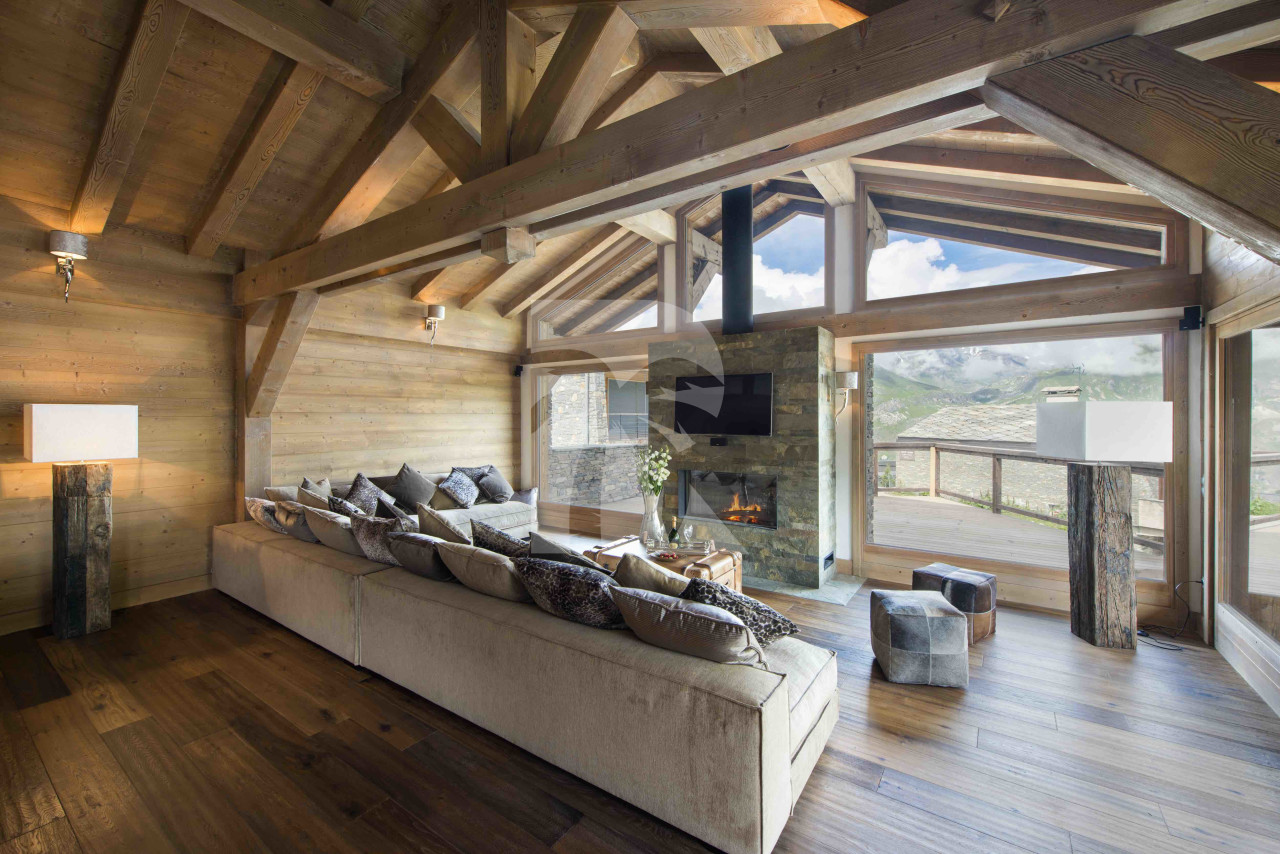 villa in Tignes : Rent this 5 bedroom chalet in Tignes Le lac with a great location. - Photo 9