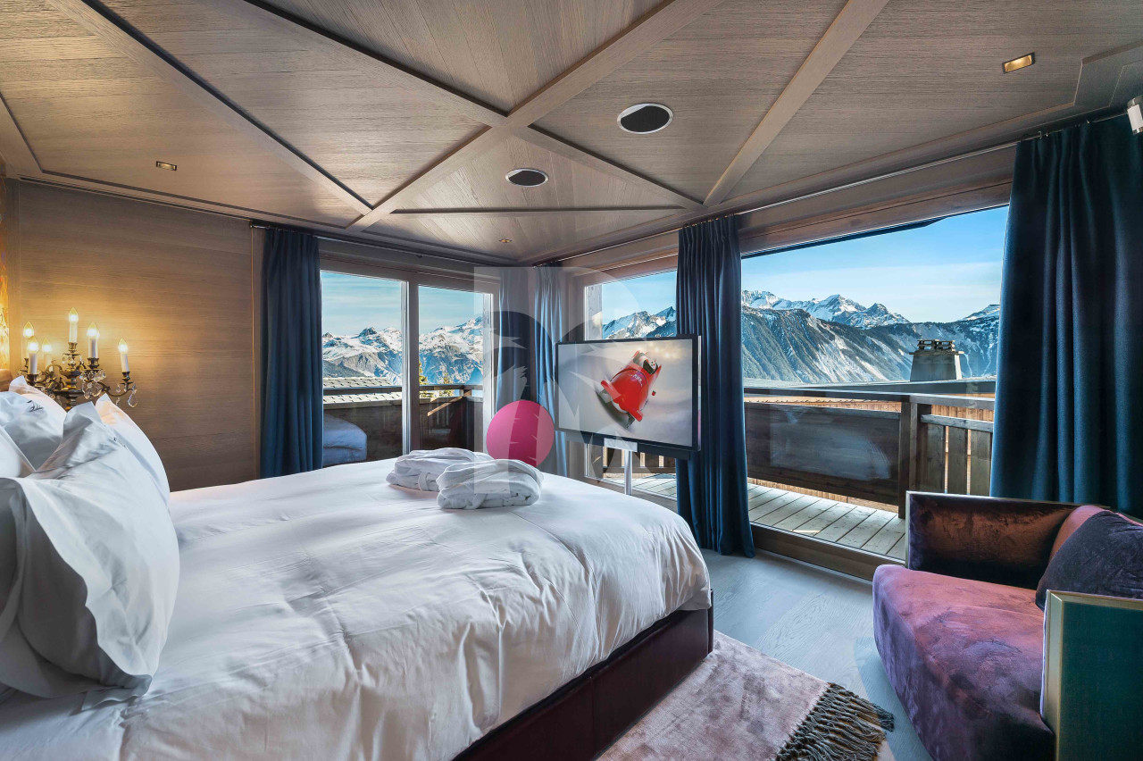villa in Courchevel : Rent this luxurious 5 bedroom chalet, catered, with all the amenities . - Photo 7