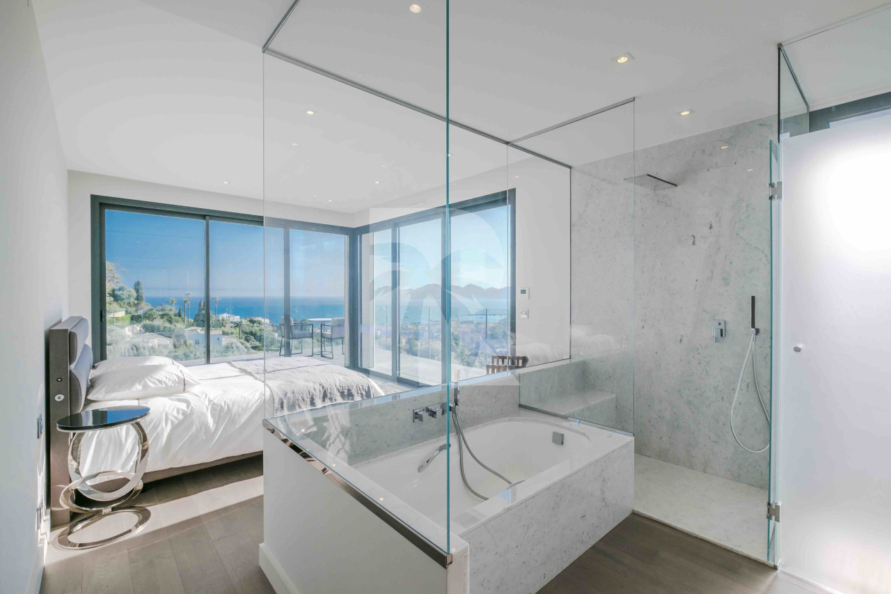 villa in Cannes : Rent this brand new modern villa in Cannes Californie - Photo 6