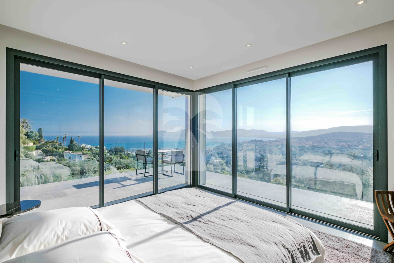 villa in Cannes : Rent this brand new modern villa in Cannes Californie - Photo 7