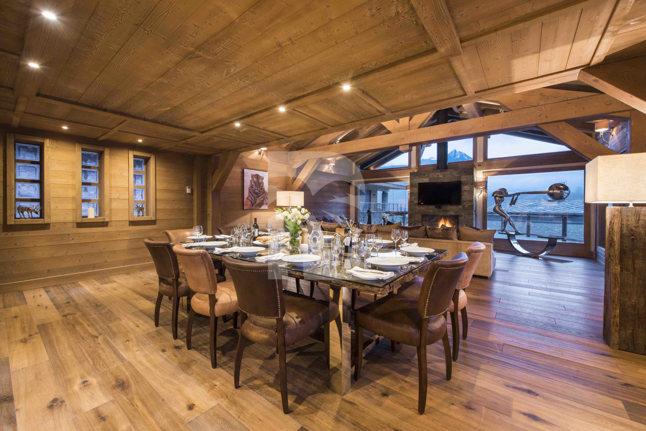 villa in Tignes : Rent this 5 bedroom chalet in Tignes Le lac with a great location. - Photo 12