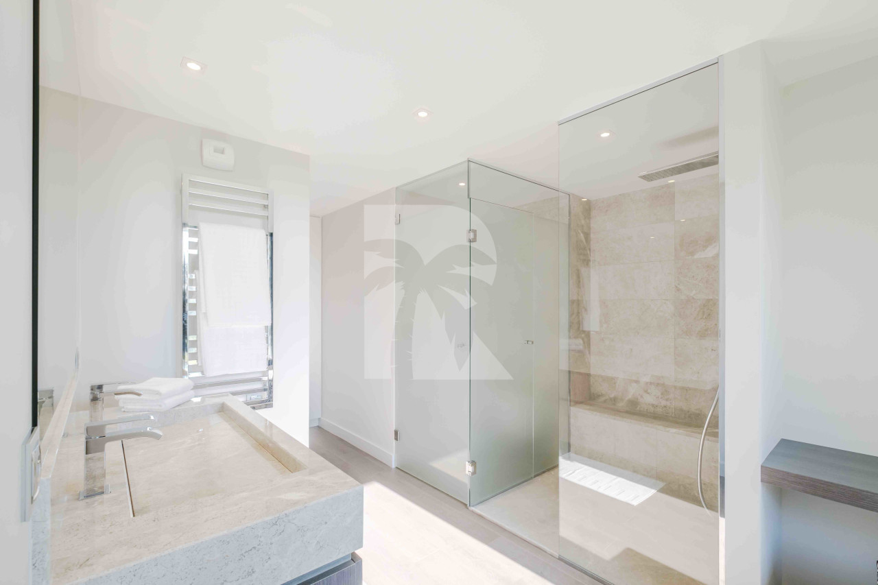 villa in Cannes : Rent this brand new modern villa in Cannes Californie - Photo 11