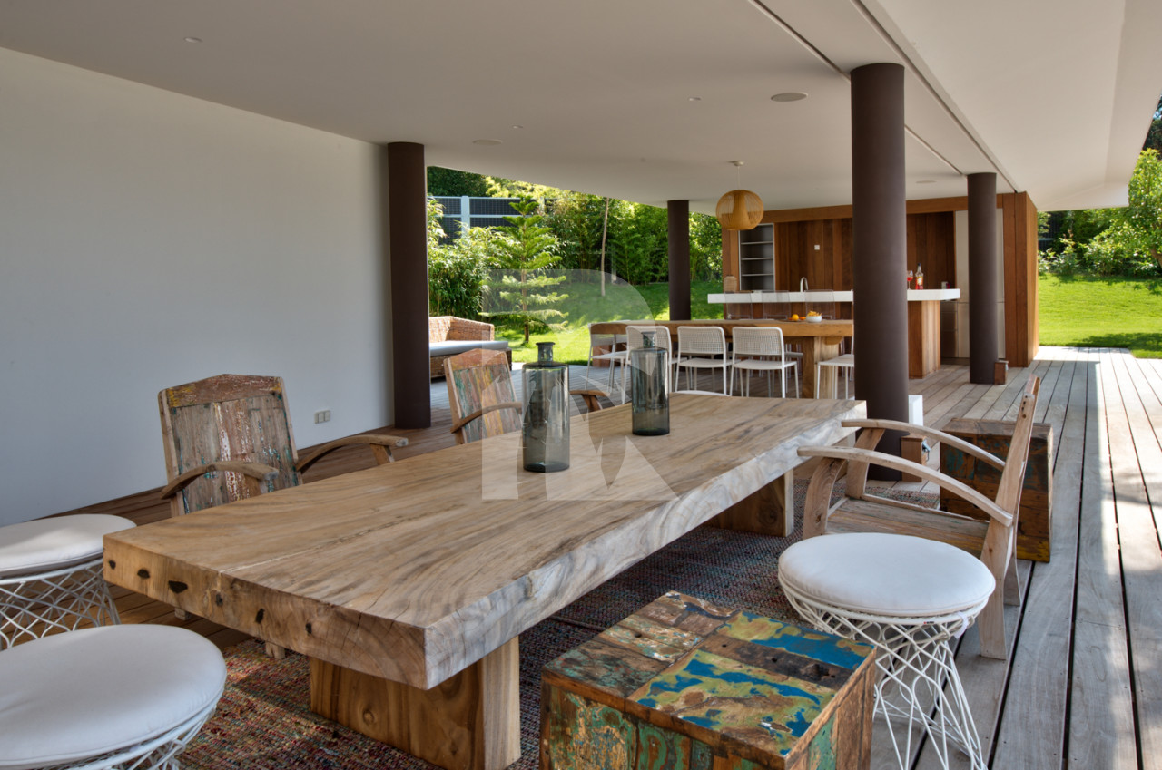 villa in Cap d'Antibes : Rent this contemporary villa with a wonderful sea view on the Cap d'Antibes walking distance to the 'Hotel du Cap'. - Photo 8
