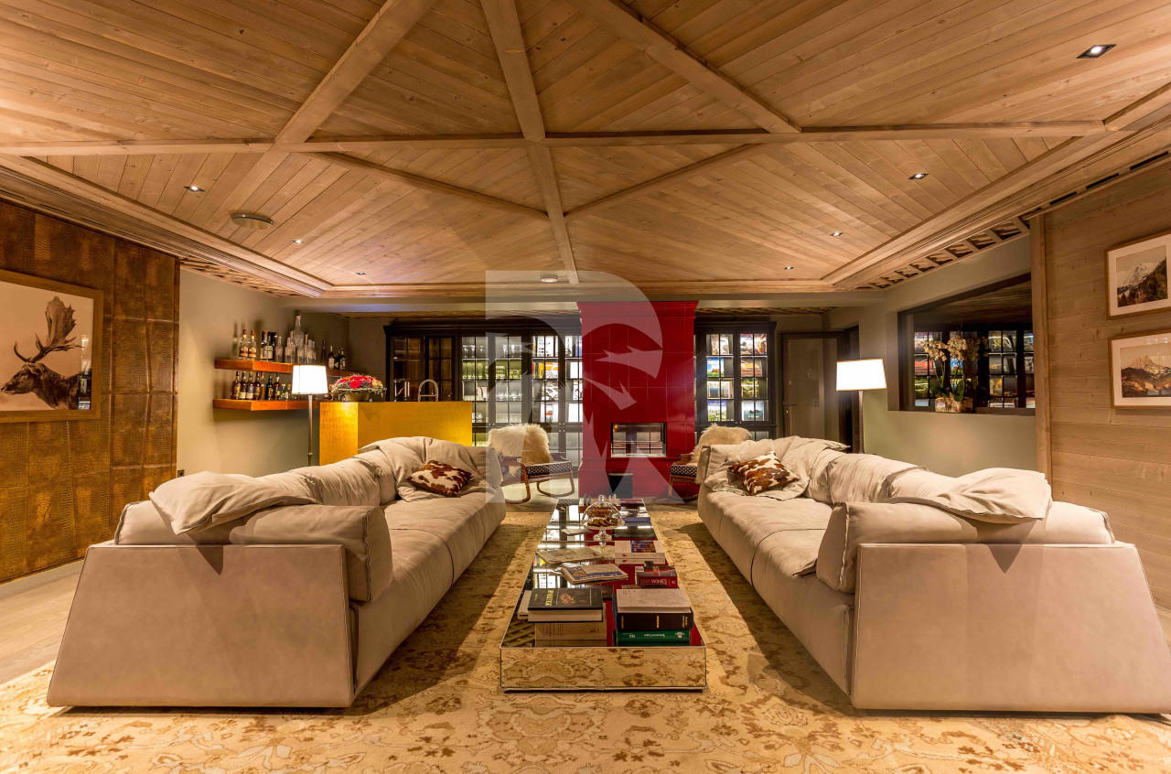 villa in Val Thorens : Rent this luxurious 7 bedroom chalet located in the heart of Val Thorens. - Photo 1