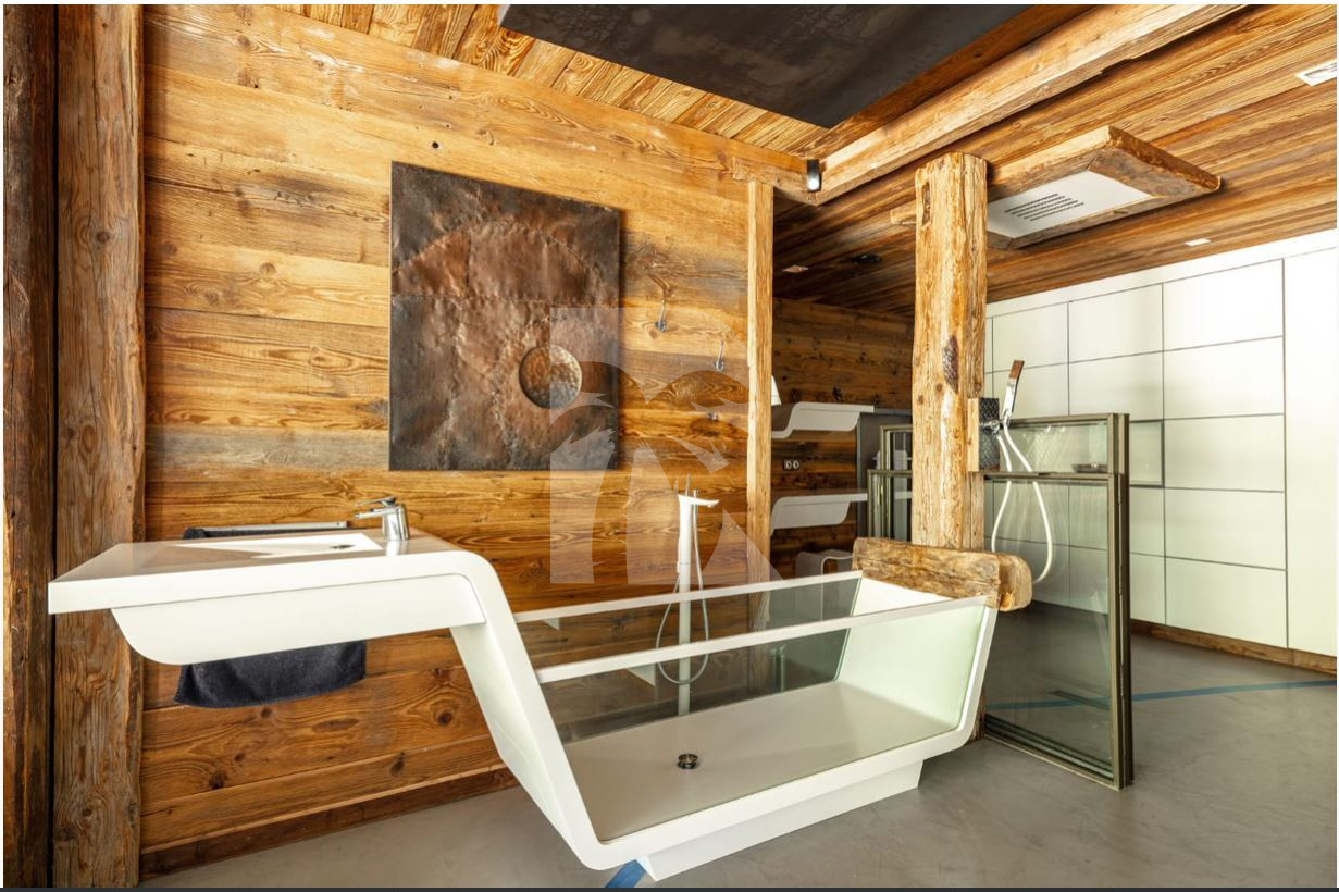 villa in Tignes : Rent this incredible contemporary chalet in Tignes Brevières  with 7 ensuite bedrooms. - Photo 12