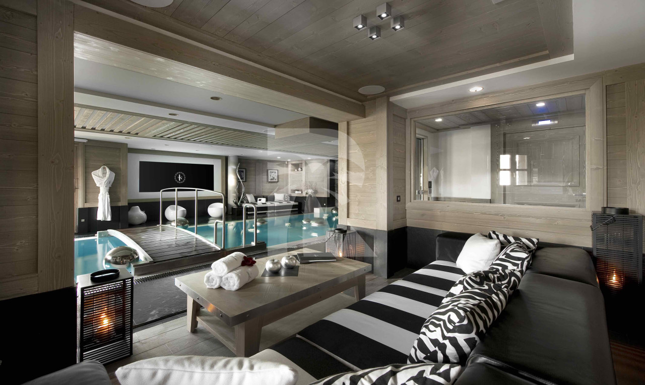 villa in Saint-Bon-Tarentaise : Rent this unique ski-in/ski-out  chalet location, with a panoramic view overlooking the valley. - Photo 9