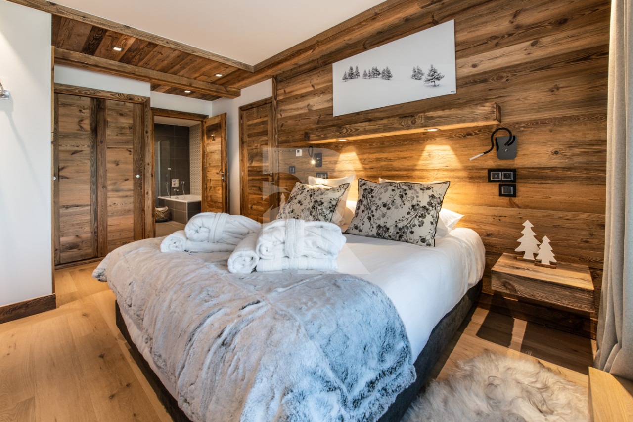 villa in Courchevel : Rent this brand new chalet in Courchevel 1850 close to the slopes, with a lovely spa. - Photo 11