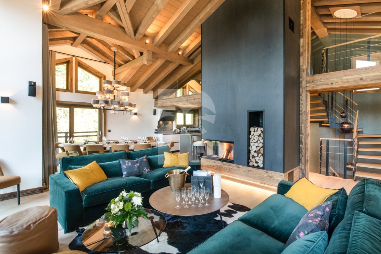 villa in Courchevel : Rent this brand new chalet in Courchevel 1850 close to the slopes, with a lovely spa. - Photo 1