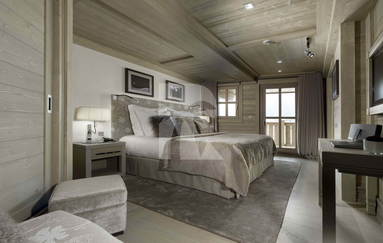 villa in Saint-Bon-Tarentaise : Rent this wonderful luxurious 5 ensuite bedrooms chalet with a direct access to the slopes. - Photo 4