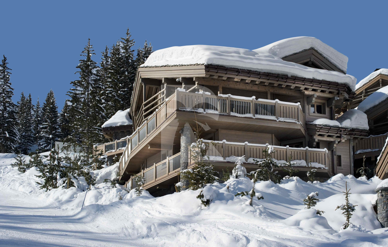 villa in Saint-Bon-Tarentaise : Rent this unique ski-in/ski-out  chalet location, with a panoramic view overlooking the valley. - Photo 0