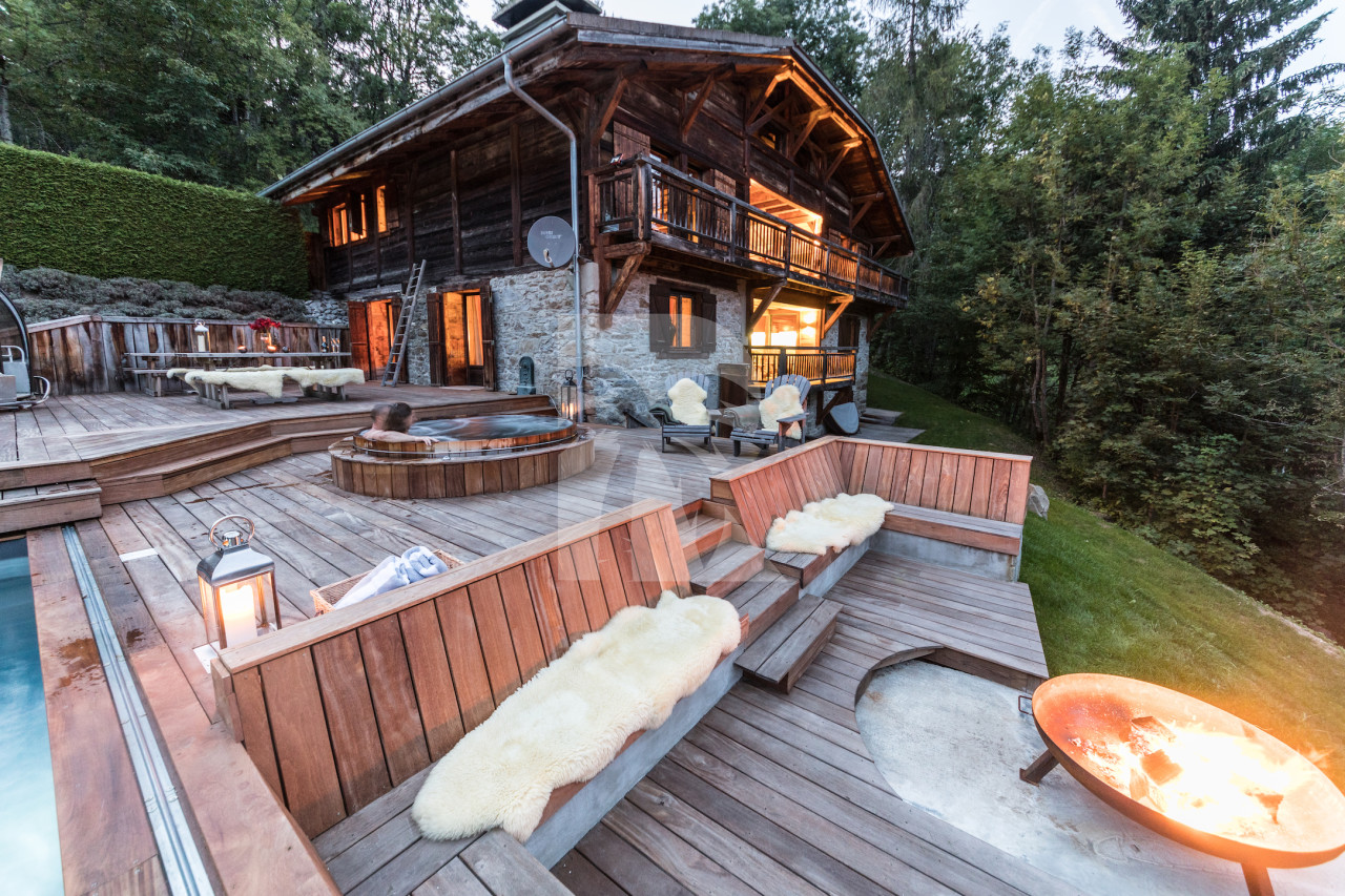 villa in Les Gets : Rent the most iconic Chalet in the Alps, located in the Chic Alpine resort of Les Gets. - Photo 7