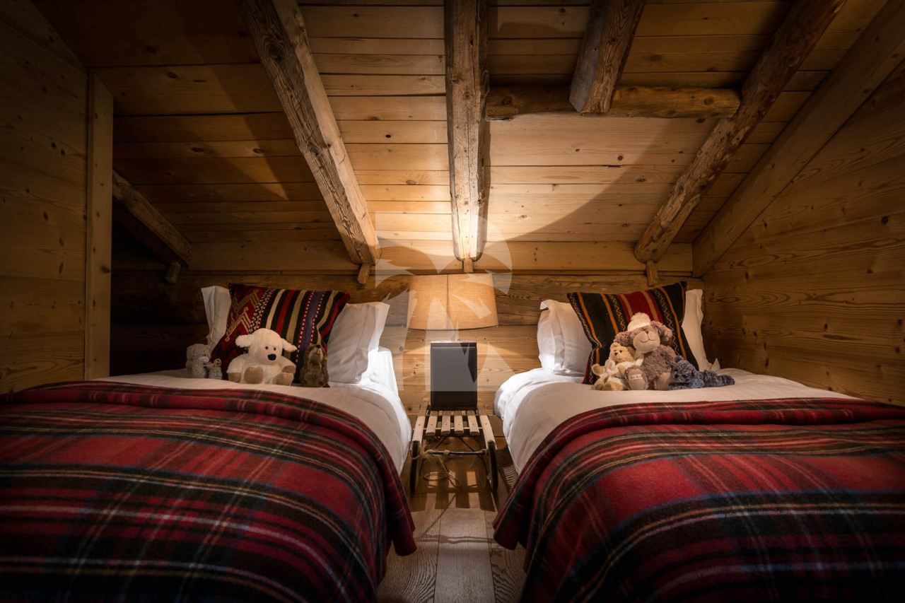 villa in Les Gets : Rent the most iconic Chalet in the Alps, located in the Chic Alpine resort of Les Gets. - Photo 4