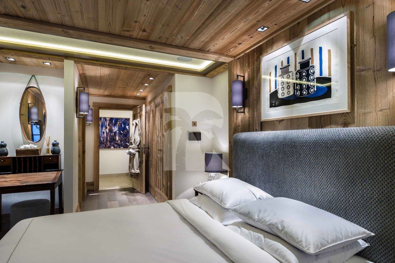 villa in Courchevel : Rent this ultimate luxury chalet of 6 ensuite bedrooms located in les Chenus. - Photo 8