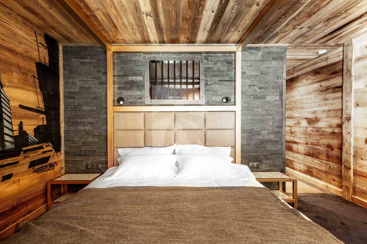 villa in Tignes : Rent this luxurious chalet designed with graffiti street art - Photo 12