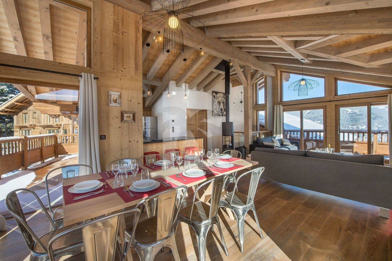 villa in Courchevel : Rent this beautiful new chalet decorated in traditional style in Courchevel Village. - Photo 6