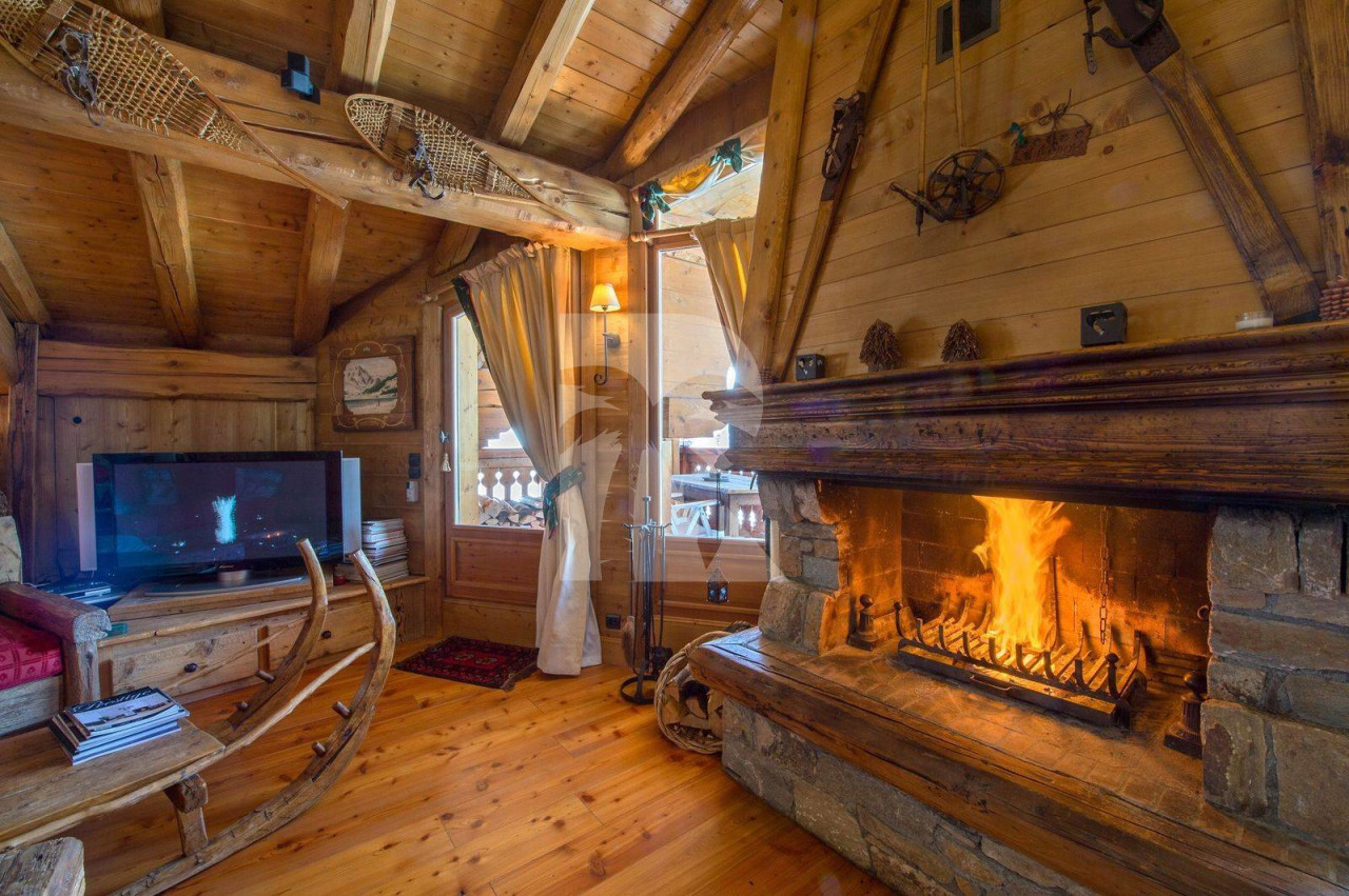 villa in Courchevel : This beautiful chalet full of character located in the Jardin Alpin in Courchevel - Photo 5