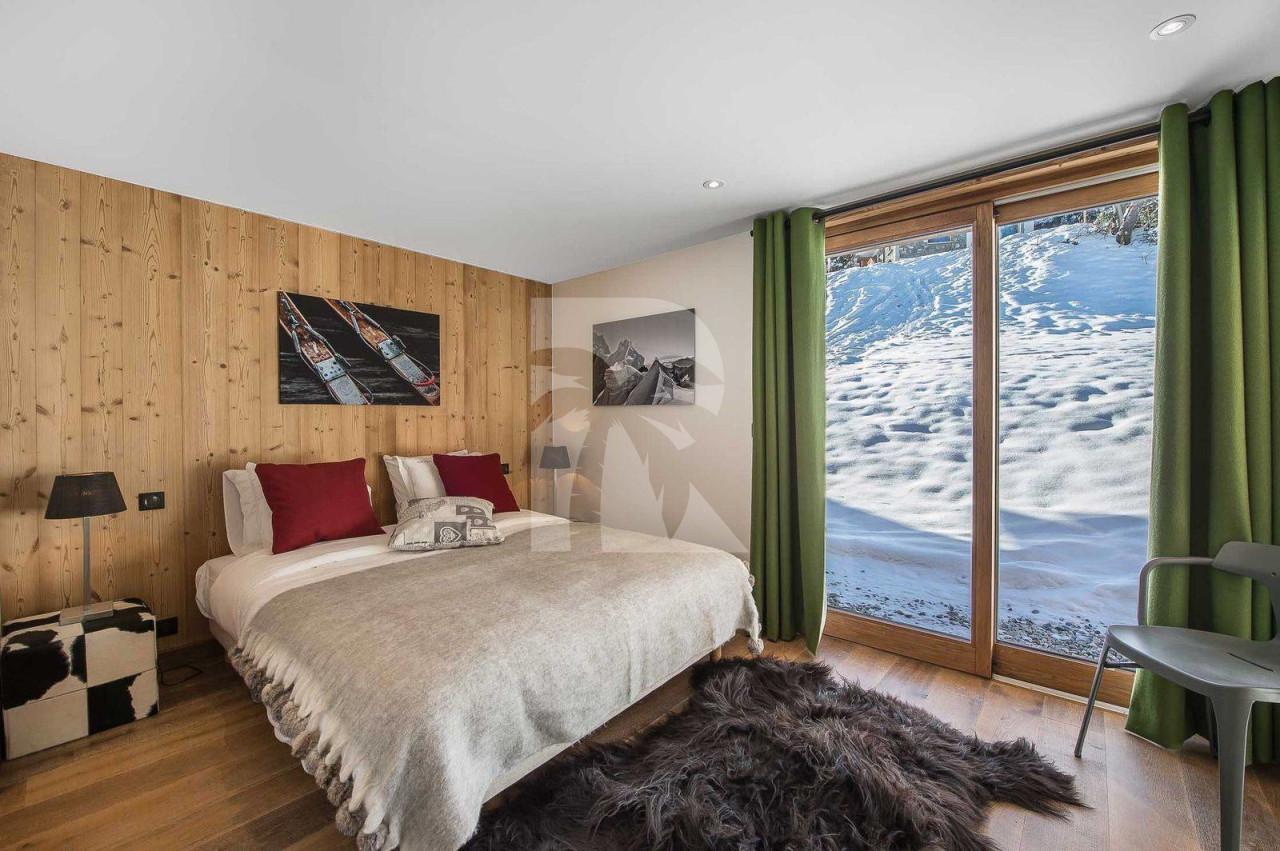 villa in Courchevel : Rent this beautiful new chalet decorated in traditional style in Courchevel Village. - Photo 9