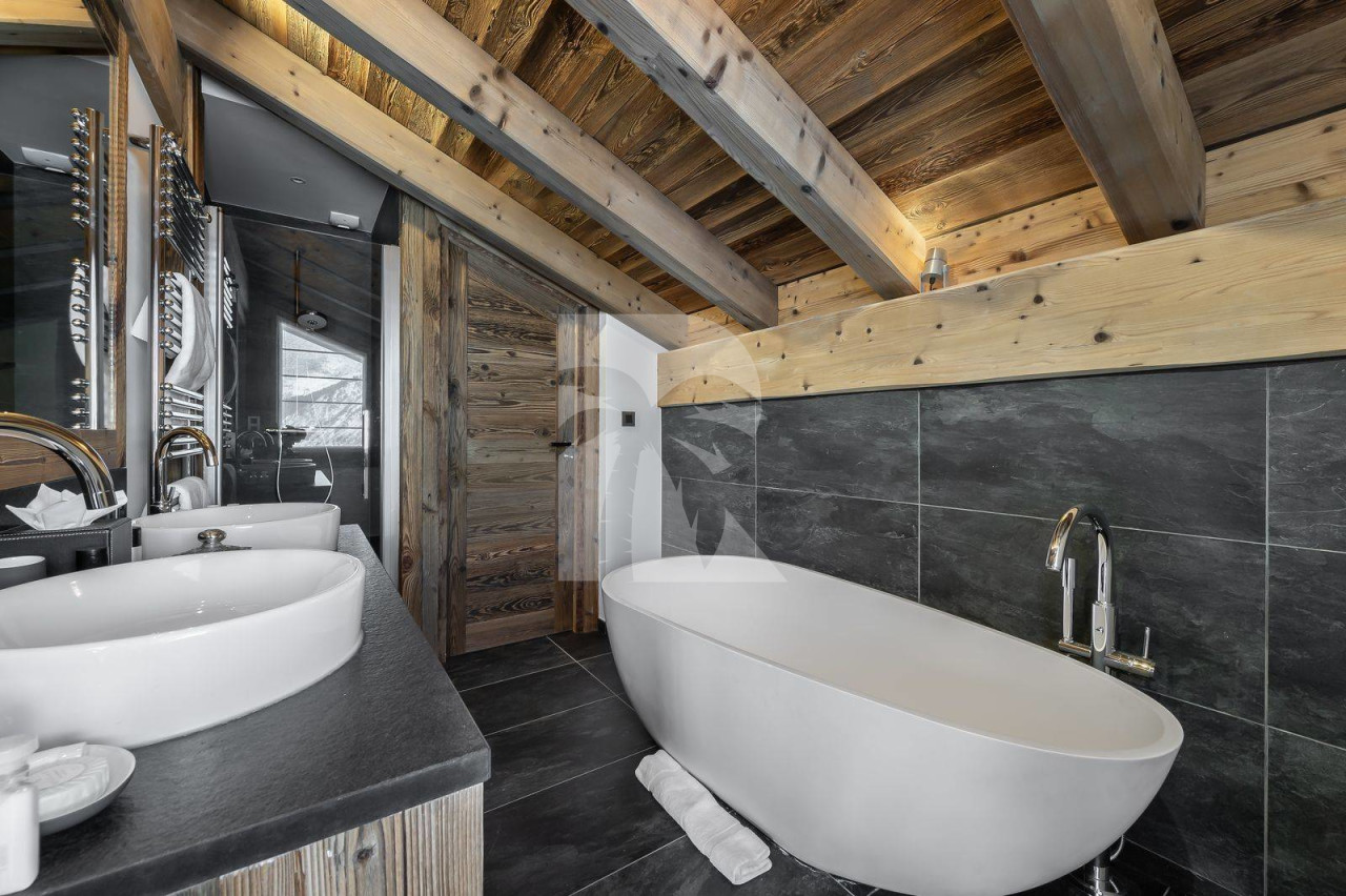 villa in St Martin de Belleville : Rent this modern chalet located in St Martin de Belleville with an indoor swimming pool - Photo 10