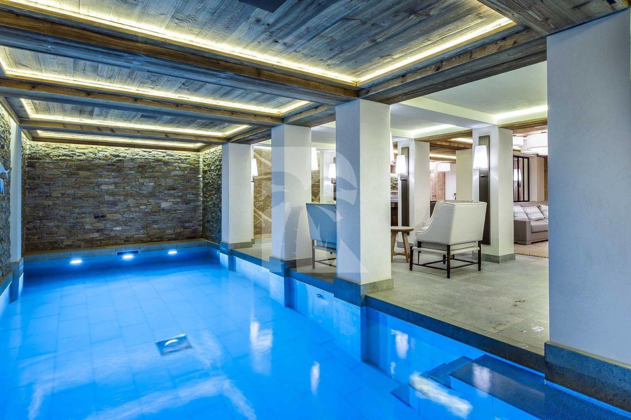 villa in Courchevel : Rent this 6 bedroom chalet with a panoramic view of the peaks of Bellecôte glacier - Photo 1