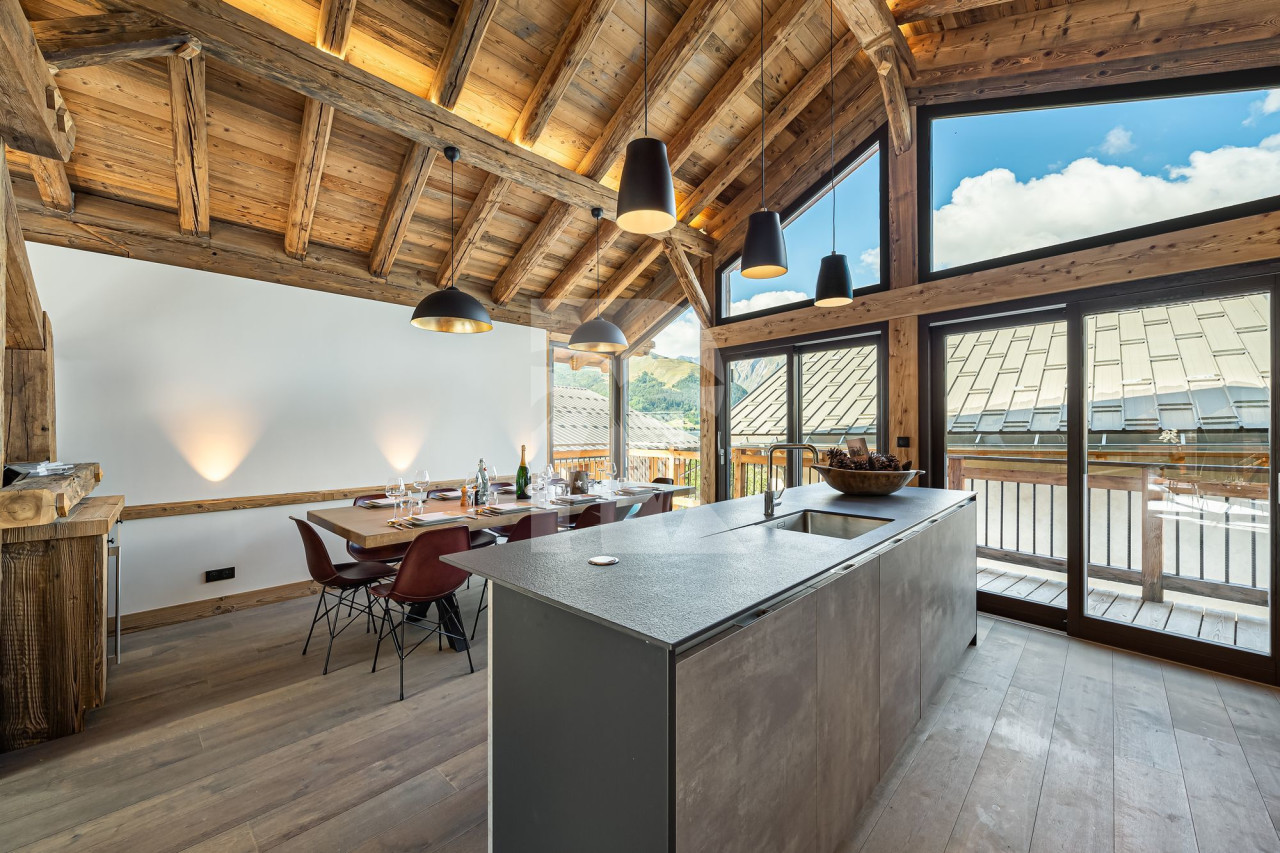 villa in St Martin de Belleville : Rent this renovated barn for 10 guest in Villarabout. - Photo 5