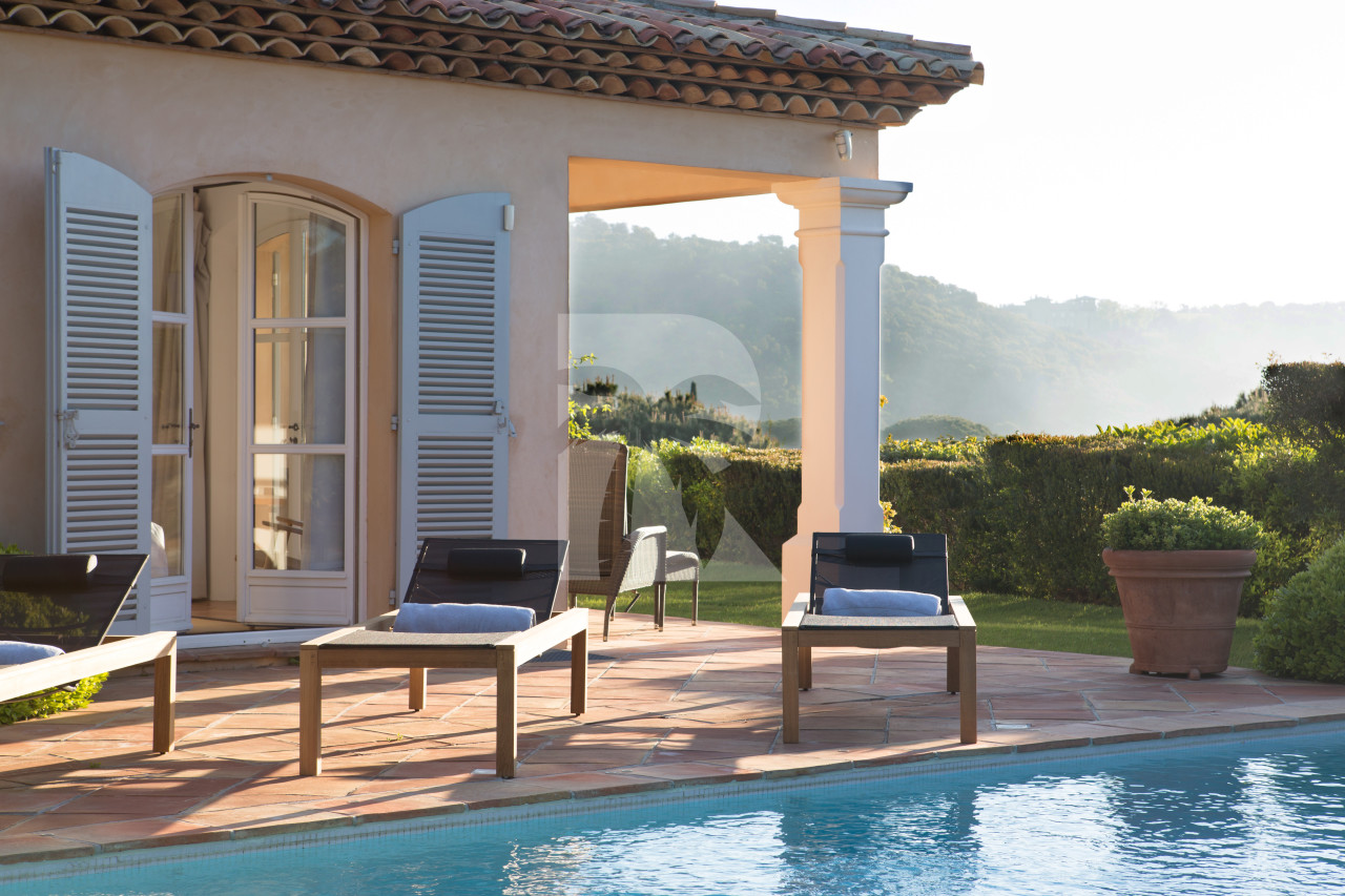villa in St Tropez : Rent this amazing property with a perfect location near Pampelonne beaches for 8 guests. - Photo 0