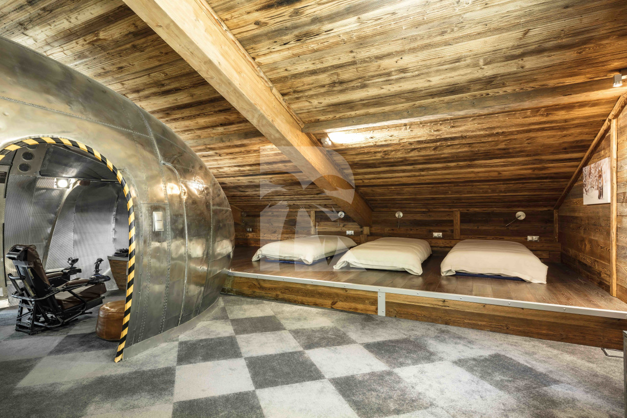 villa in Tignes : Rent this chalet with atypical decoration in Tignes Brevieres. - Photo 8