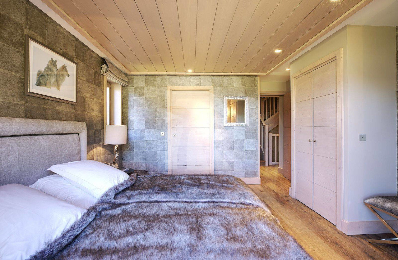 villa in Courchevel : Rent this 4 bedroom chalet in a well-known quiet place in Courchevel Moriond. - Photo 12