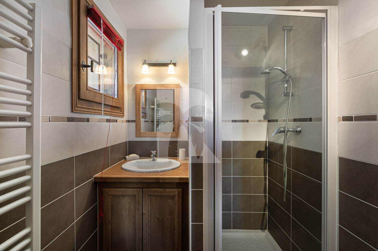 villa in St Martin de Belleville : Rent this beautiful mix of traditional and modern chalet in St Martin de Belleville. - Photo 11