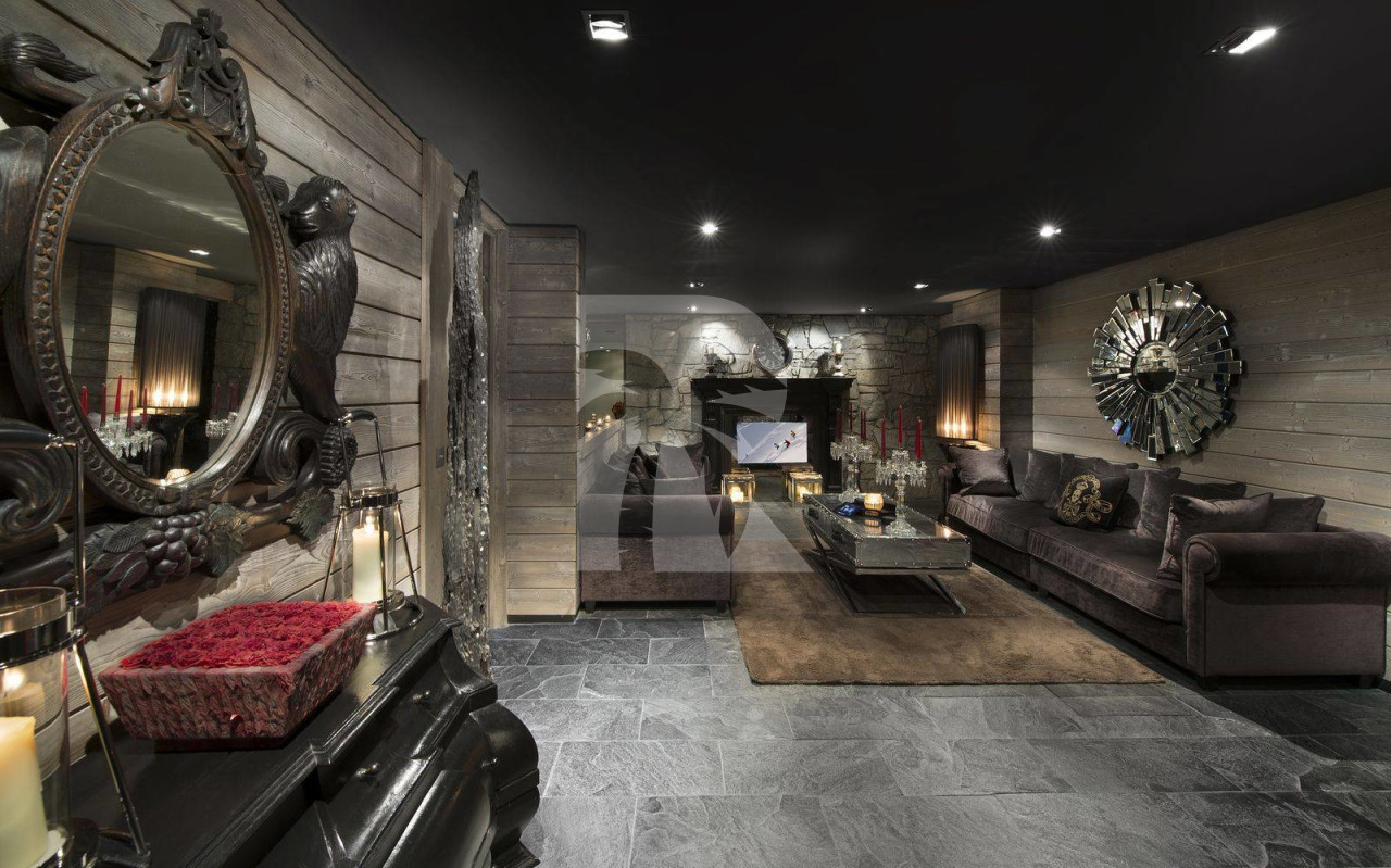 villa in Courchevel : Rent one of the most luxury chalet in Courchevel fully catered. - Photo 7