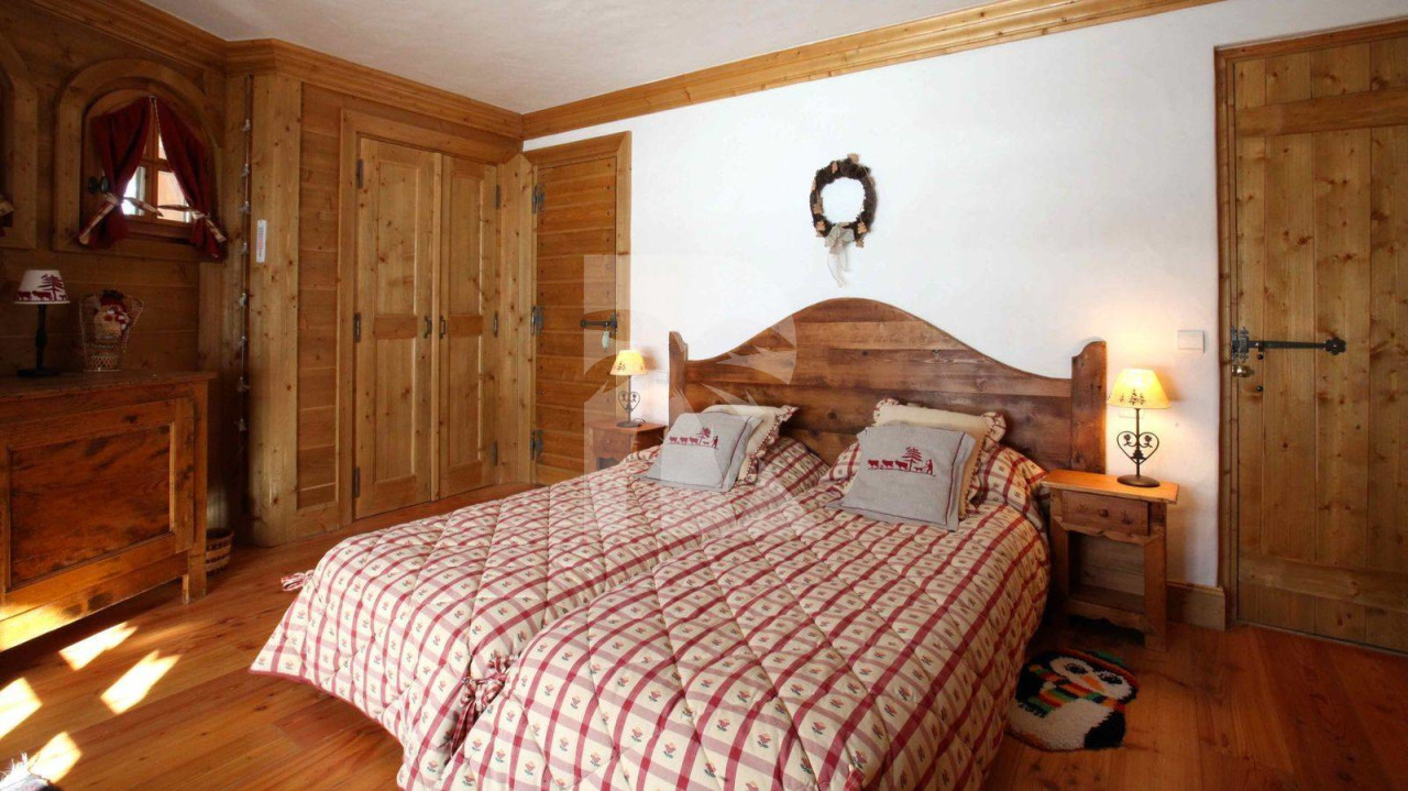 villa in Courchevel : This beautiful chalet full of character located in the Jardin Alpin in Courchevel - Photo 9