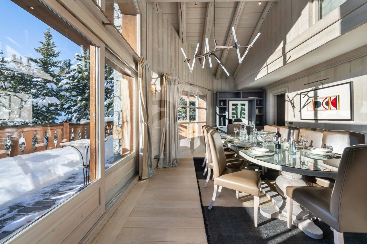 villa in Courchevel : Rent this family Chalet located in the Pralong area within fifty meters from the slopes. - Photo 11