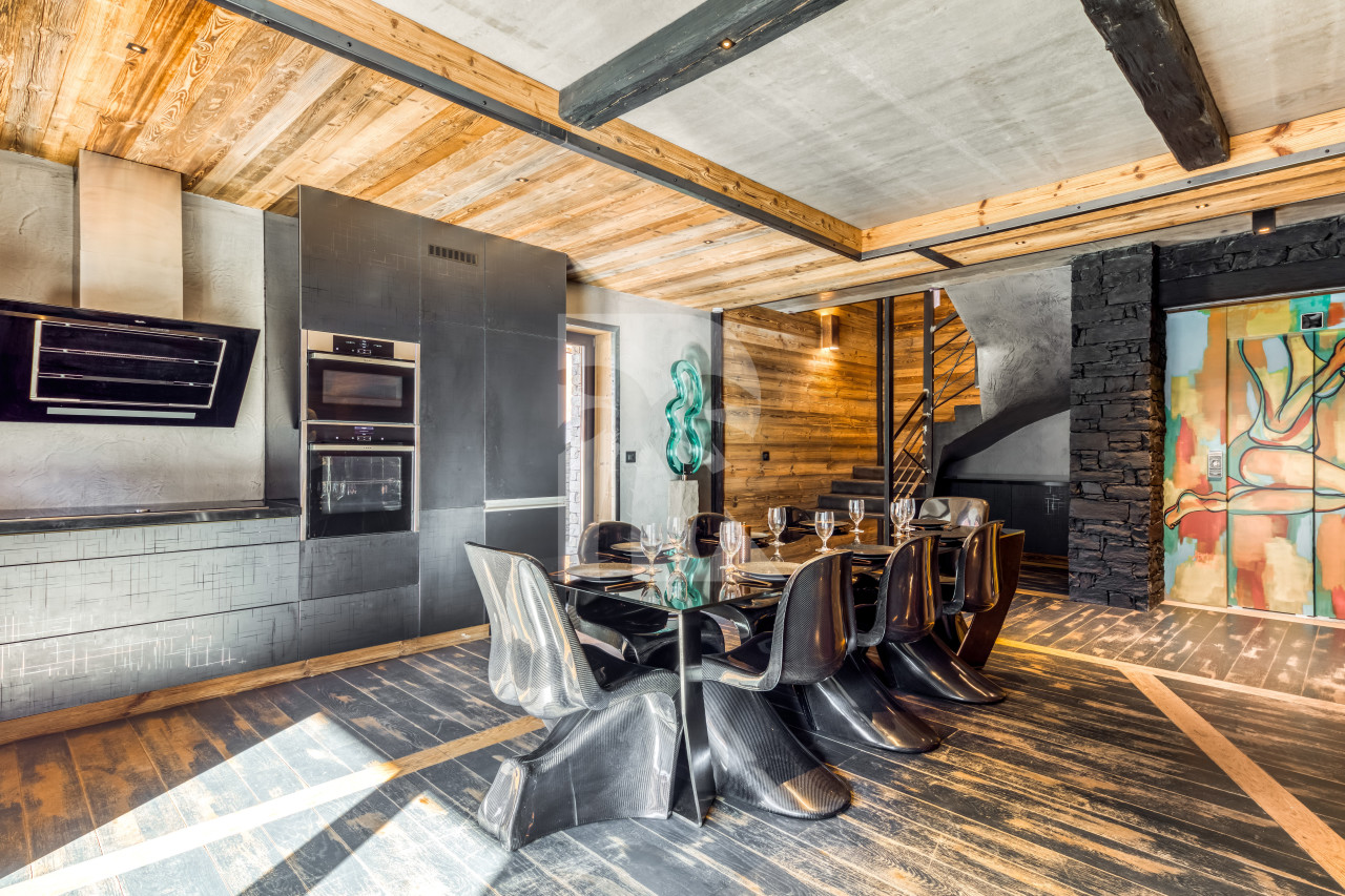 villa in Tignes : Rent this amazing 5 bedroom chalet in Tignes. - Photo 5