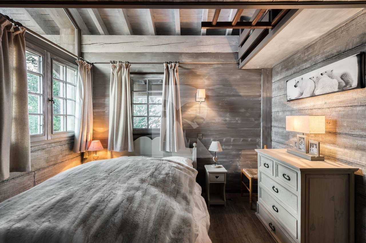 villa in Meribel : Rent this traditional and warm Savoyard chalet up to 14 guests in Musillon. - Photo 5