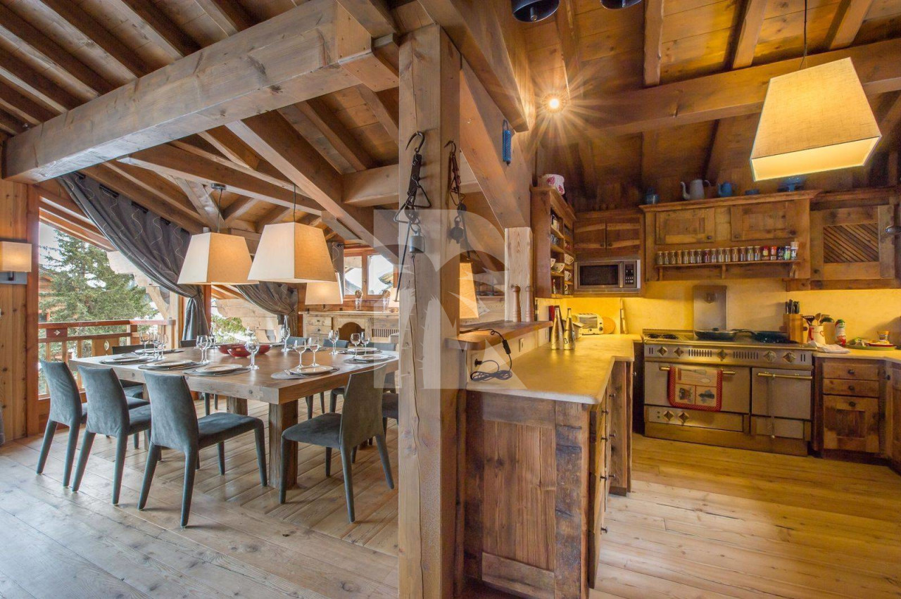 villa in Courchevel : Rent this family chalet with 4 bedrooms in Les Chenus - Photo 5