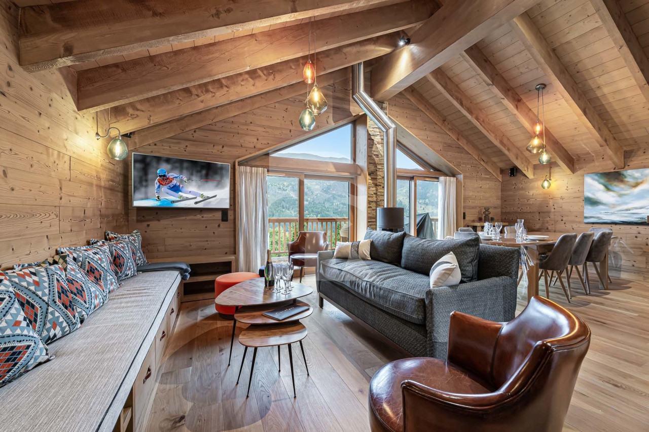 villa in Meribel : Rent this new built chalet in the Plateau of Méribel with a gorgeous view for 12 guests. - Photo 8