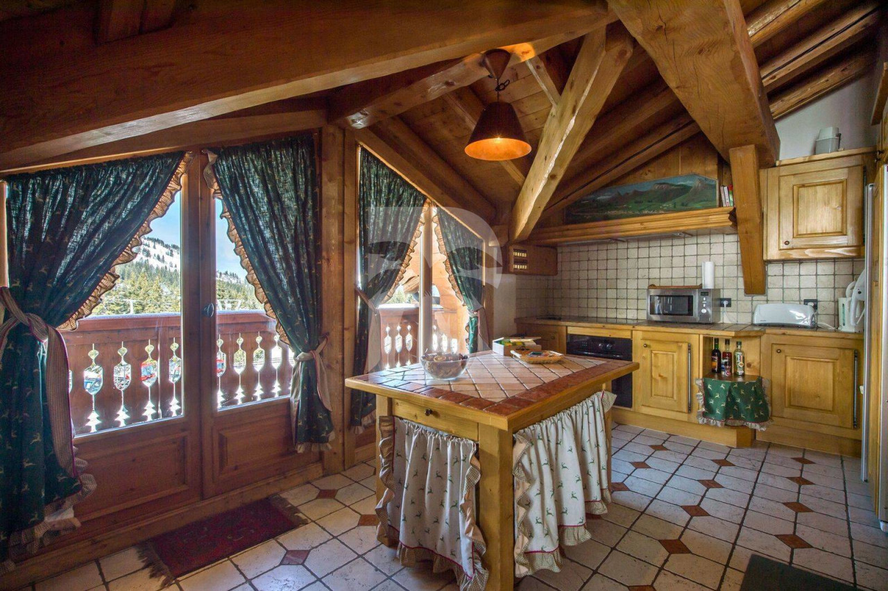 villa in Courchevel : This beautiful chalet full of character located in the Jardin Alpin in Courchevel - Photo 6