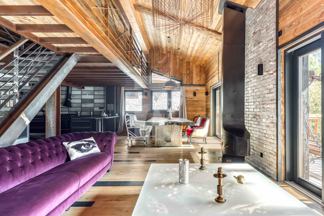 villa in Tignes : Rent this unique chalet for 8 guests located a short walk from the lift. - Photo 7