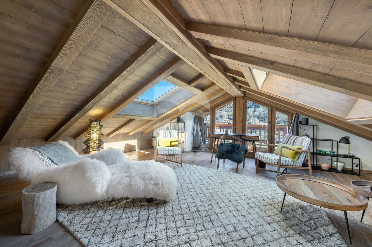 villa in Meribel : Rent this prestigious and comfortable chalet for 10 guests in Méribel Le Raffort. - Photo 8