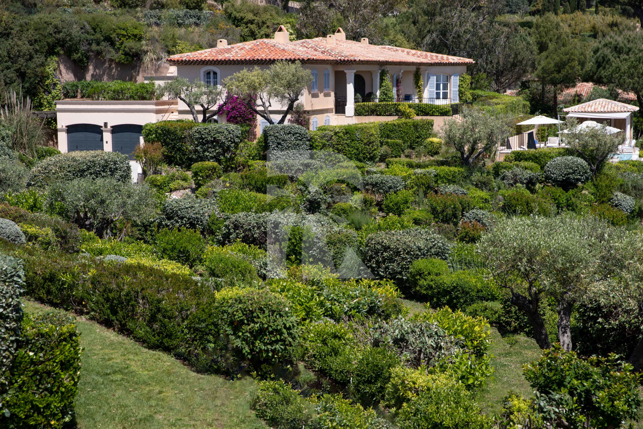 villa in St Tropez : Rent this sea view property in a private gated and secured domain in St Tropez. - Photo 0