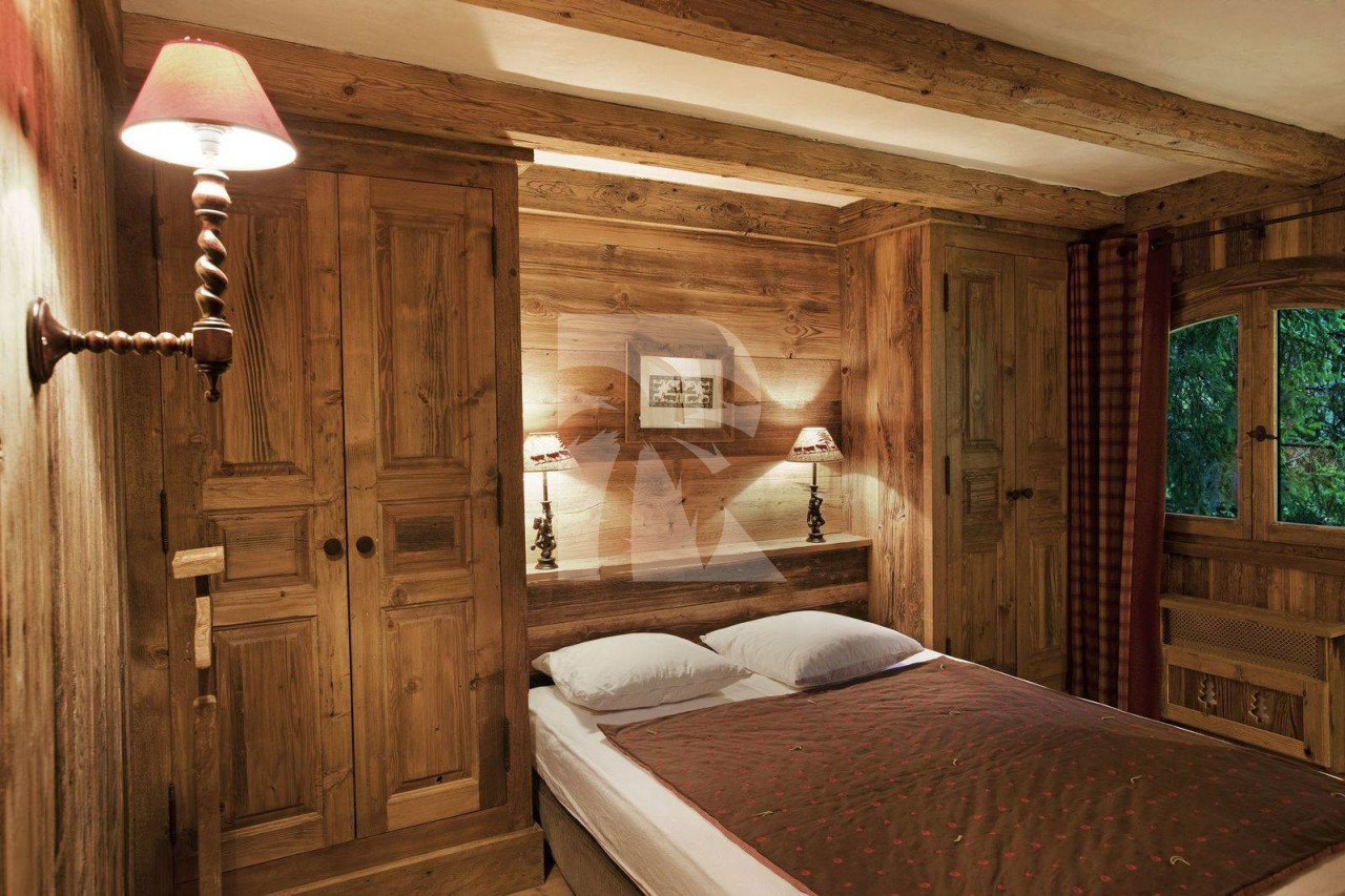 villa in Courchevel : Rent this authentic mountain chalet in the District of Plantret. - Photo 7