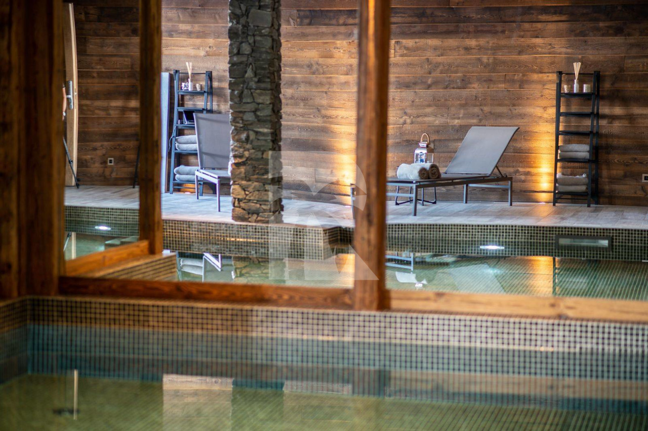 villa in St Martin de Belleville : Rent this modern chalet located in St Martin de Belleville with an indoor swimming pool - Photo 6