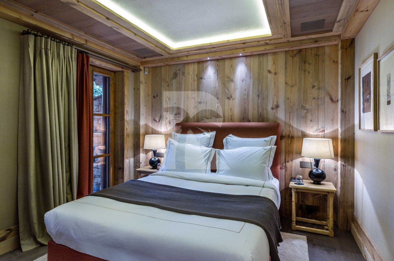 villa in Courchevel : Rent this 6 bedroom chalet with a panoramic view of the peaks of Bellecôte glacier - Photo 7