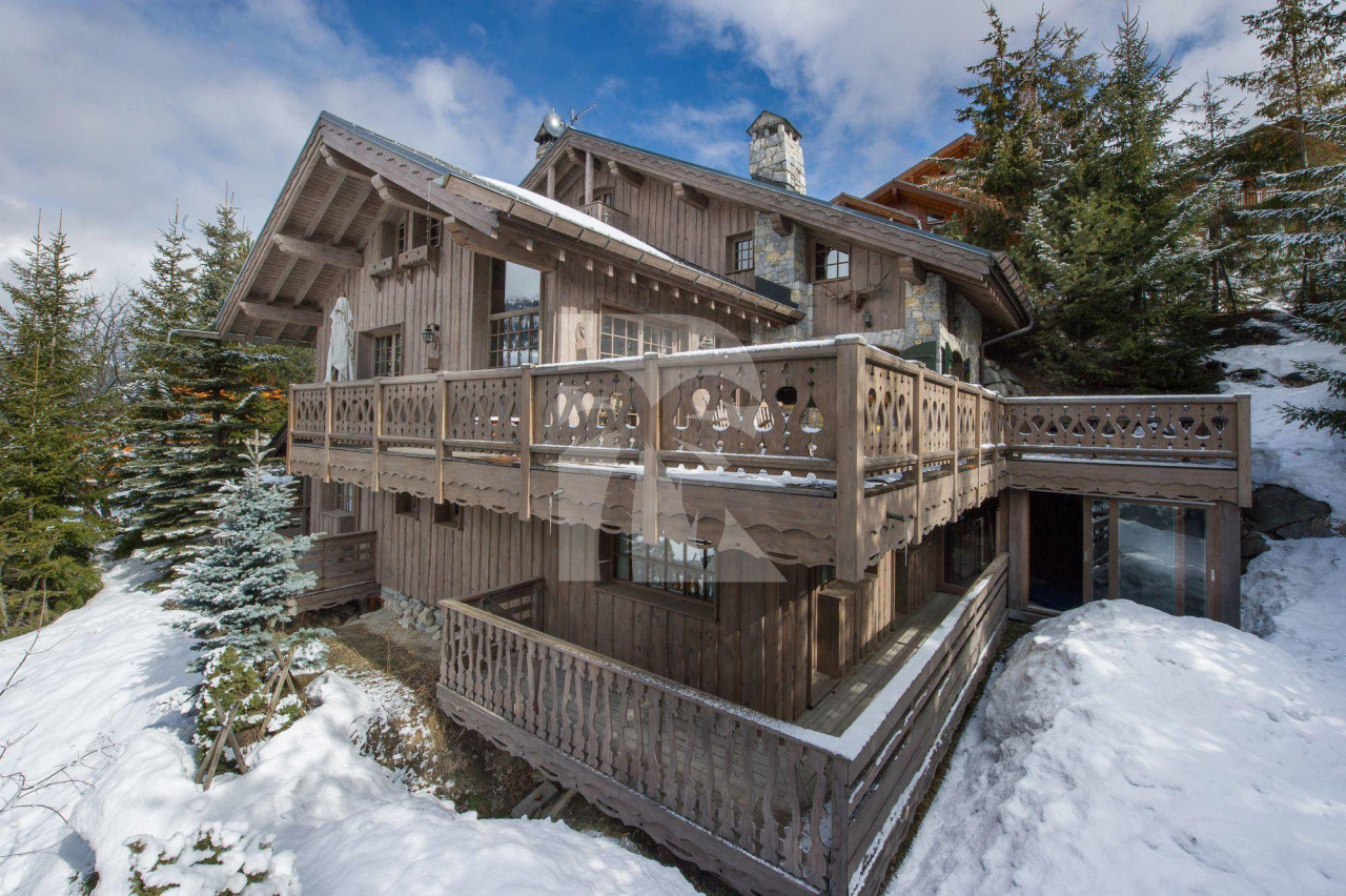 villa in Meribel : Rent this traditional and warm Savoyard chalet up to 14 guests in Musillon. - Photo 2
